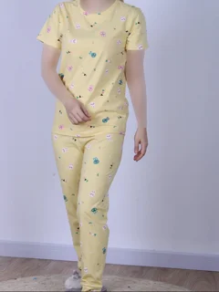 ست تیشرت شلوار خرگوش ۱ رنگ زرد کره ای (چورنیک)